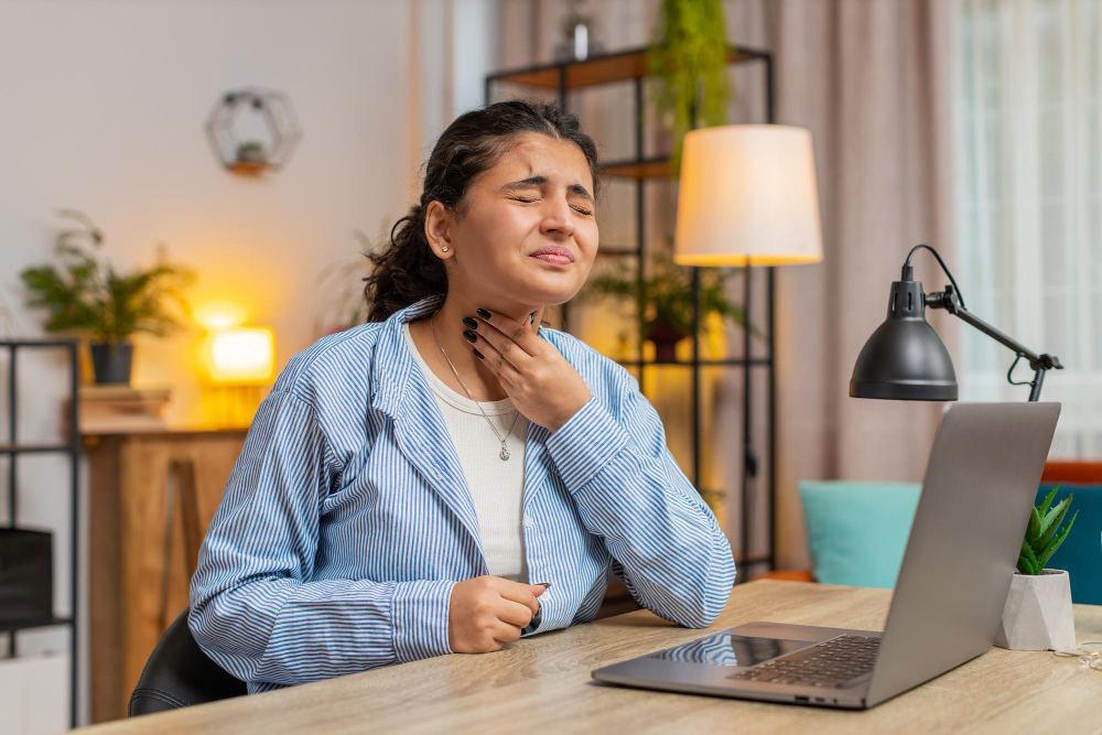 Hoarse Voice That Won't Go Away: Causes, Warning Signs, and When to Worry